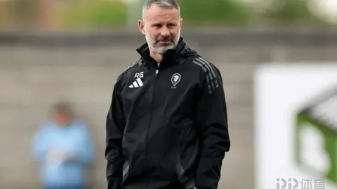 “欧洲冠军联赛：马竞灵活策略，费利佩头球破门”